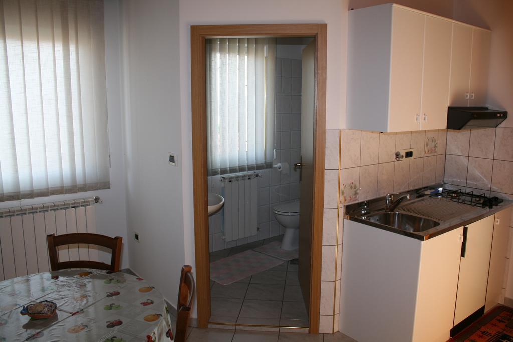 Apartment Pokrajac Rovinjsko Selo Phòng bức ảnh